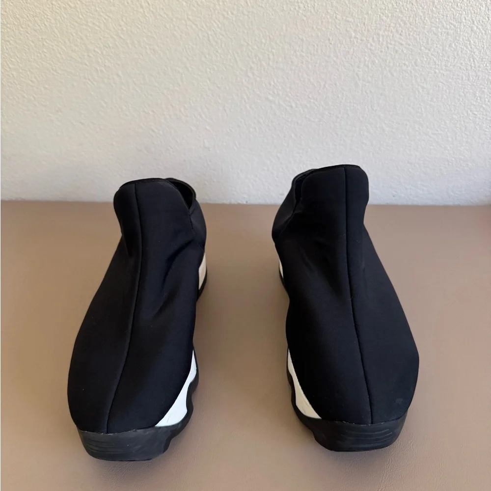 iRi NYC WES I Black Outline Low Top‎ chunky Sneaker Women’s Sz 7.5